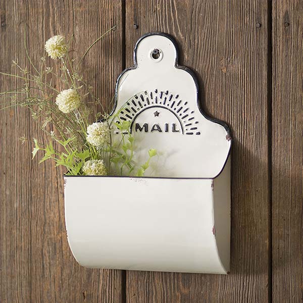 Chippy Enamel Scoop Mail Bin