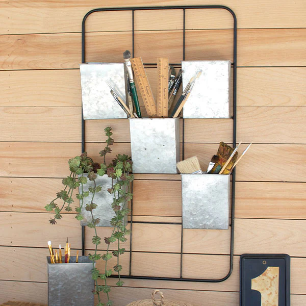 Metal Wall Rack with Six Pockets