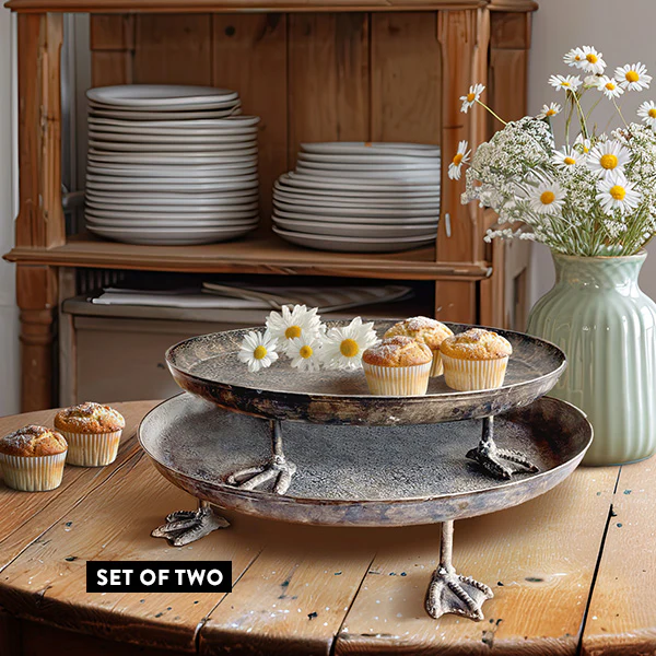 Chickie Feet Tray Display Risers, Set of 2