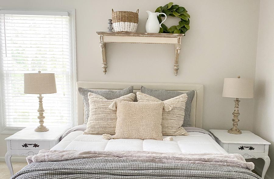 Metallic Thread Cotton Pillow