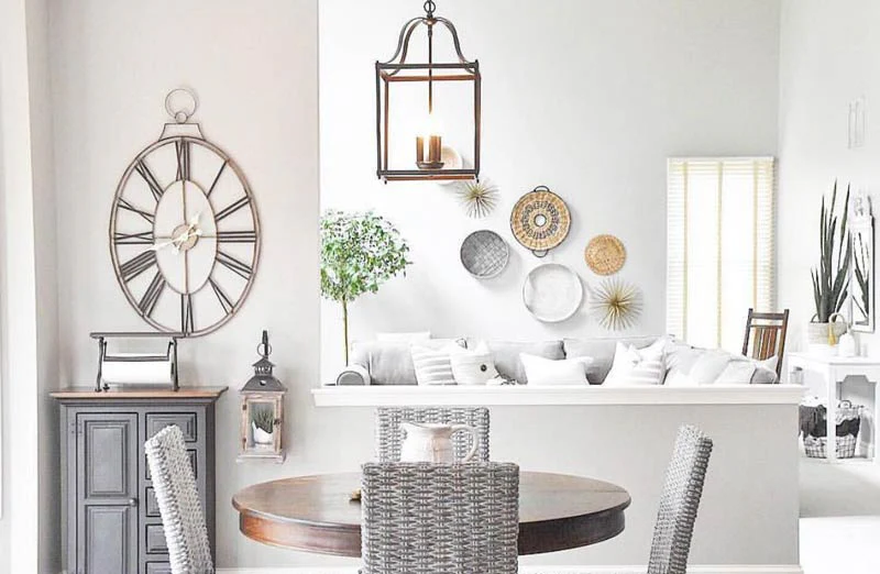 *HUGE* Metal Wire Clock