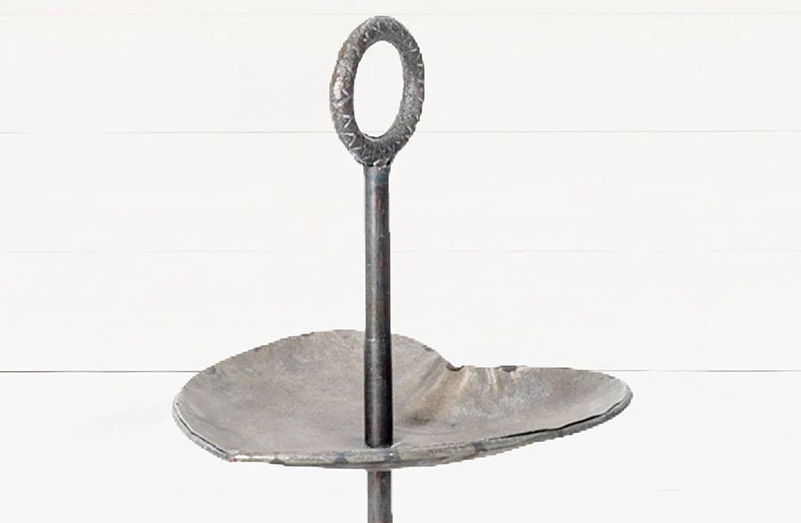 2 Tiered Heart Petal Stand