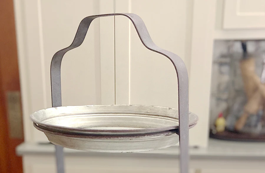 Three Tier Pie Pan Display Rack