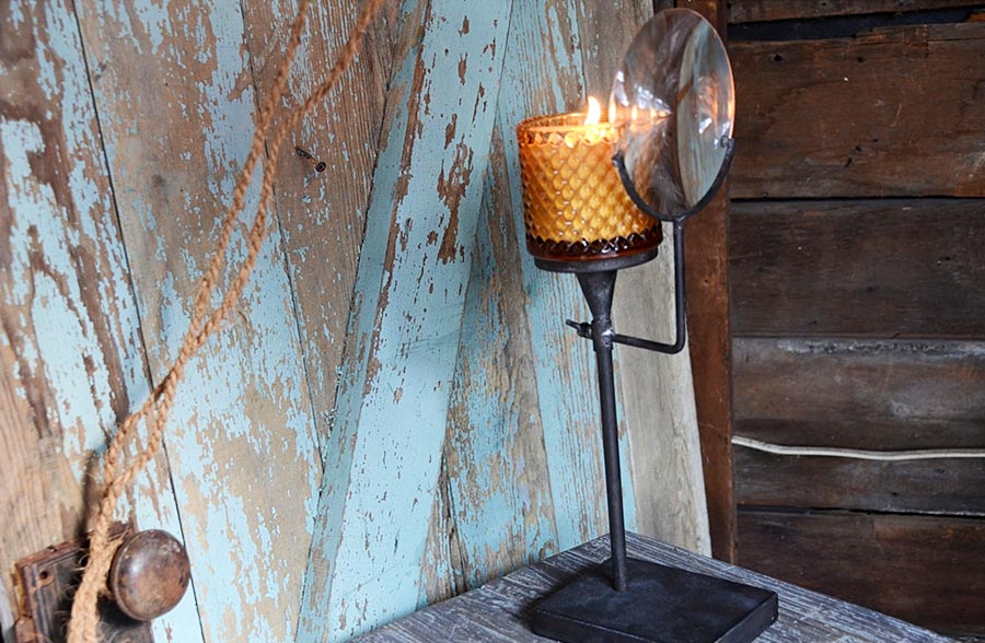 Magnifying Glass Pillar Candle Holder