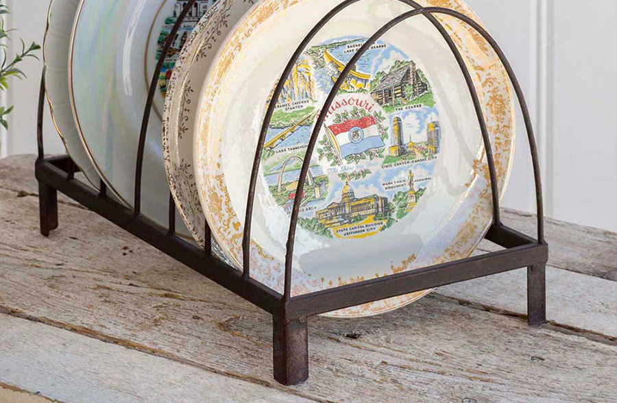 Distressed Metal Tabletop Plate Caddy