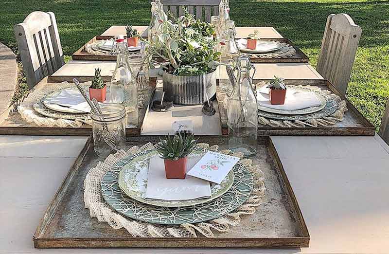 Distressed Finish Vintage Metal Bread Tray