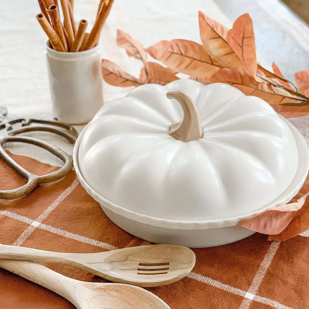 Pumpkin Pie Dish