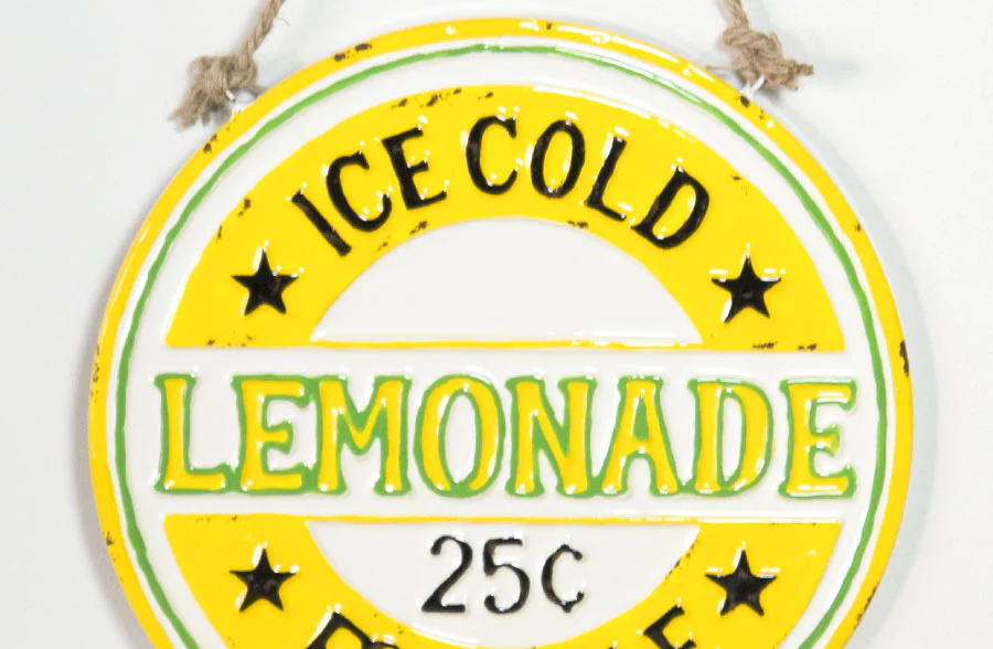 Distressed Round Lemonade Hanging Sign