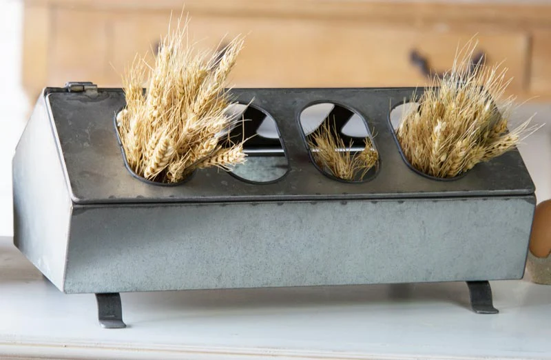 Galvanized Metal Chicken Feed Planter