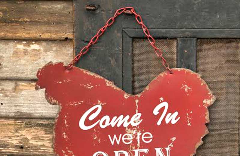 Metal Chicken Open/Close Sign