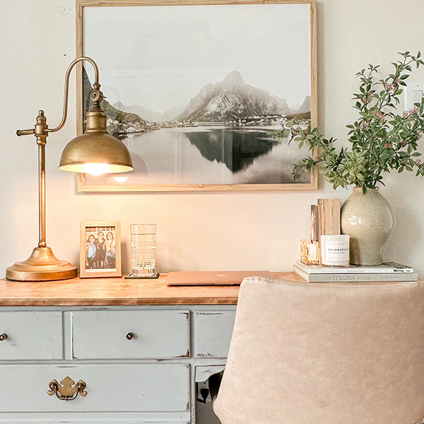 Gooseneck Metal Tabletop Lamp